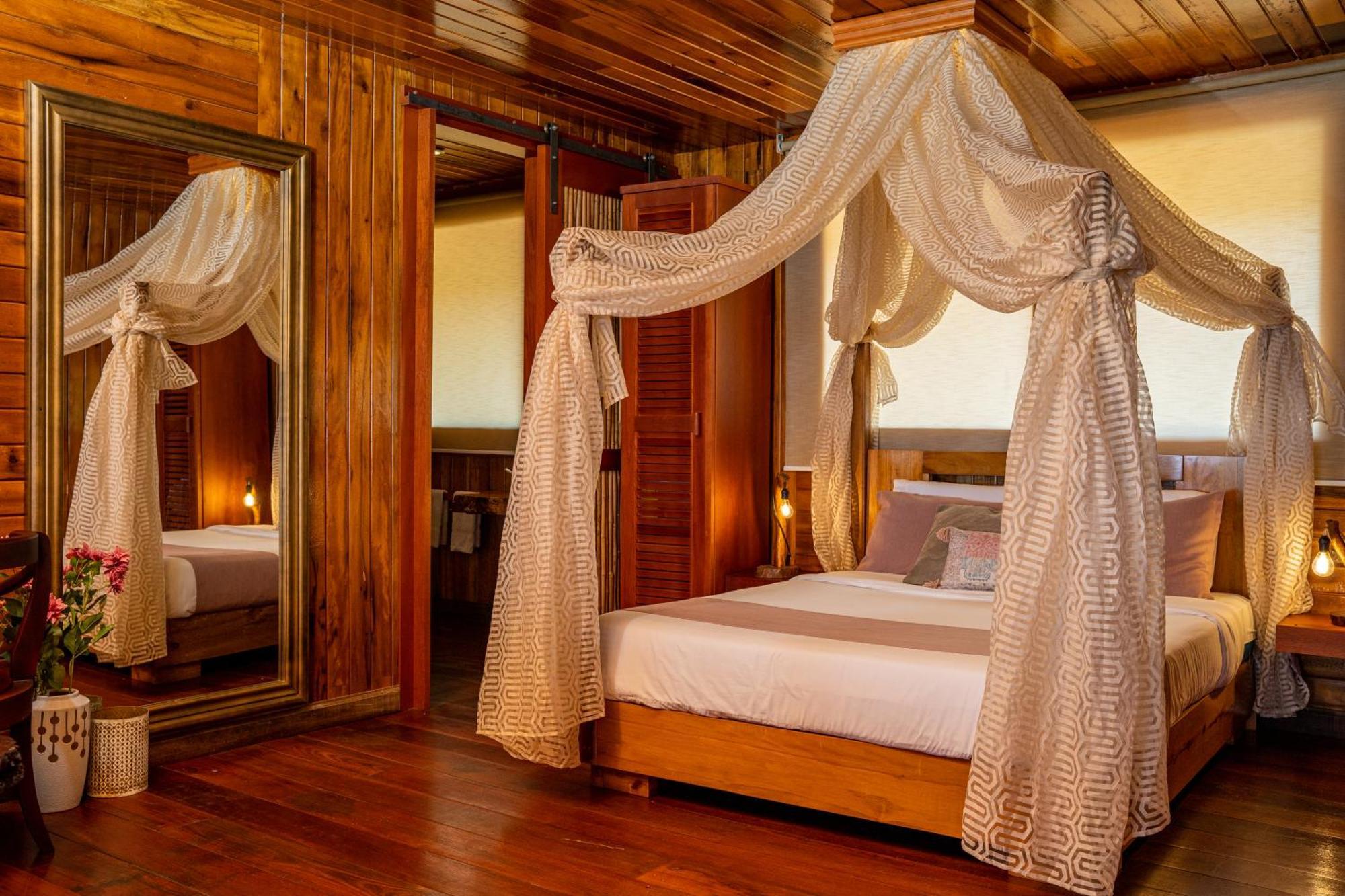 Heimatlos Amazon Lodge Пуйо Екстер'єр фото